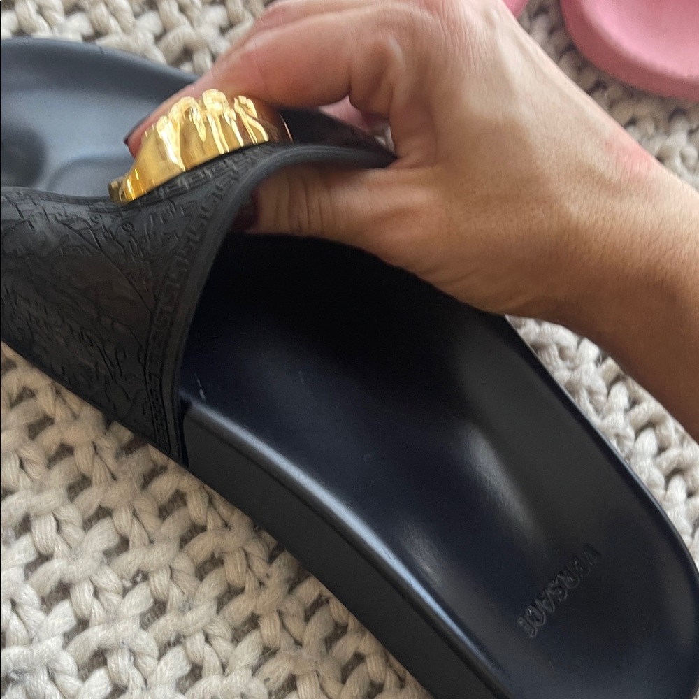 Versace Black Slides with Gold Medusa Emblem beautiful 38 - Picture 11 of 16